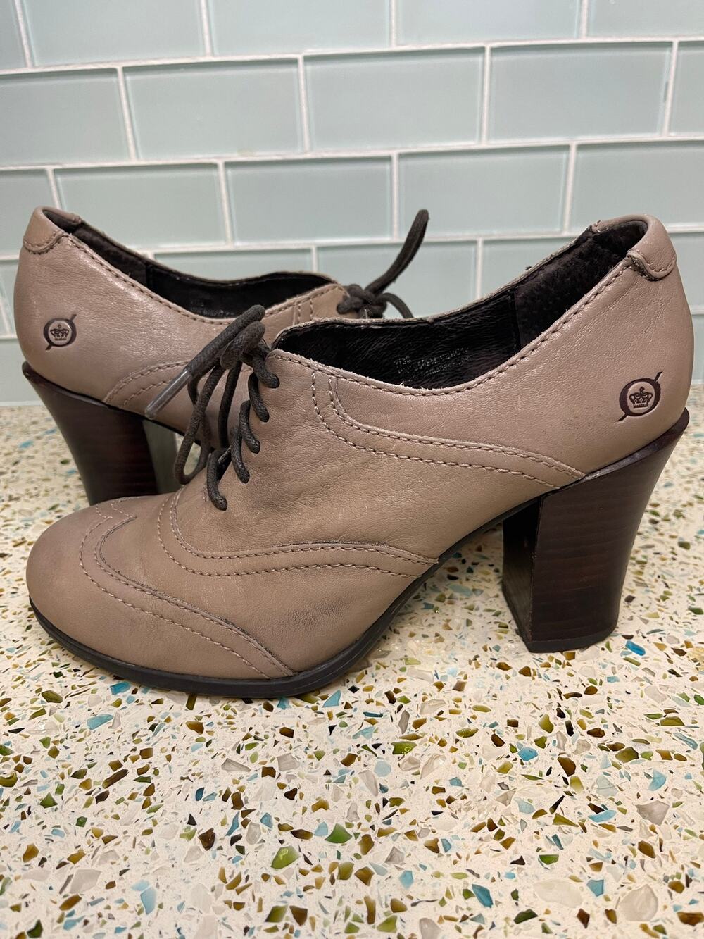 Born Taupe Leather Lace Up Oxford Block Heels Booties Womens 7 38